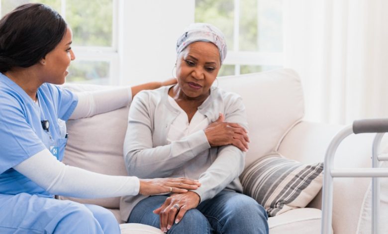 La intensidad del dolor que sientes depende de varios factores, incluido el tipo de cáncer que tienes, cuán avanzado está, dónde está situado y tu tolerancia al dolor.
