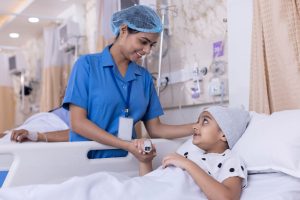 FDA aprueba nueva formulación oral para niños con leucemia