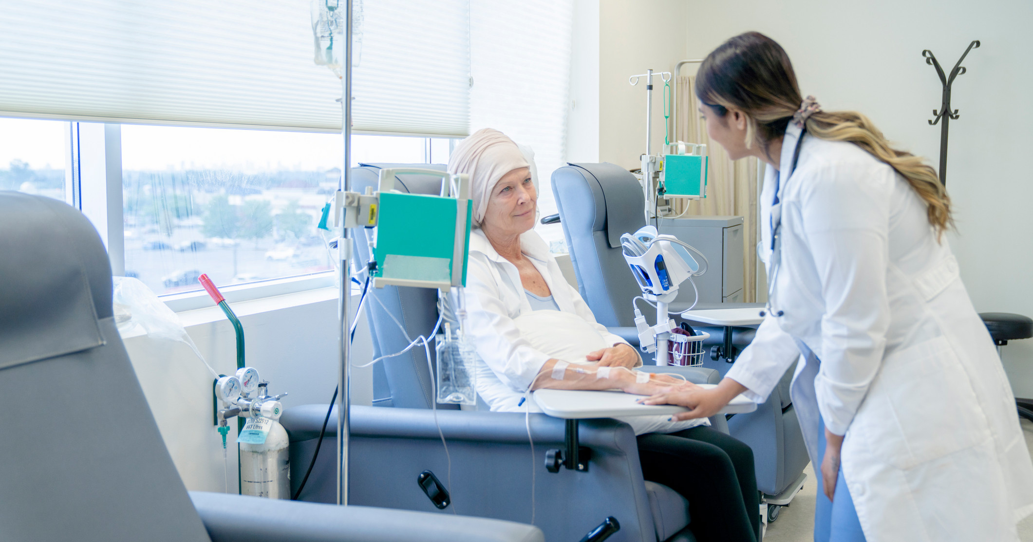 Derribar los mitos alrededor de la leucemia es clave para brindar apoyo y comprensión a quienes la enfrentan.