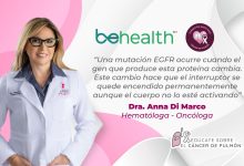 La mutación EGFR hace referencia al Receptor del Factor de Crecimiento Epidérmico, siendo una proteína que vive en la superficie de las células y funciona como un interruptor que les dice cuando crecer y dividirse.