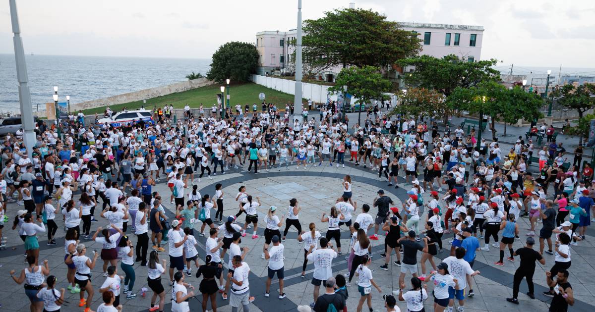 5K Corre o Camina por Ellas reúne a más de 1,800 personas en el Viejo San Juan y reclama prevención contra el cáncer cervical